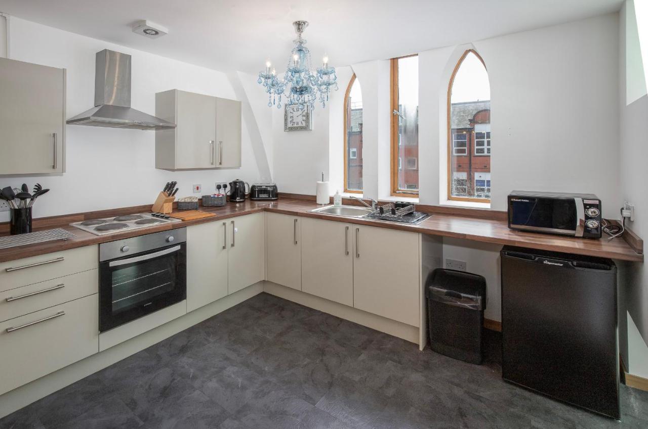 Elegant Church Conversion Close To Blackpool Tower Exterior photo