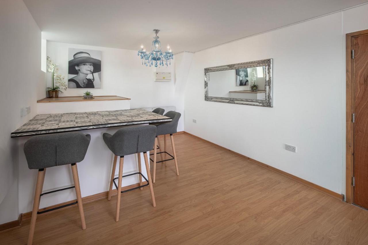 Elegant Church Conversion Close To Blackpool Tower Exterior photo